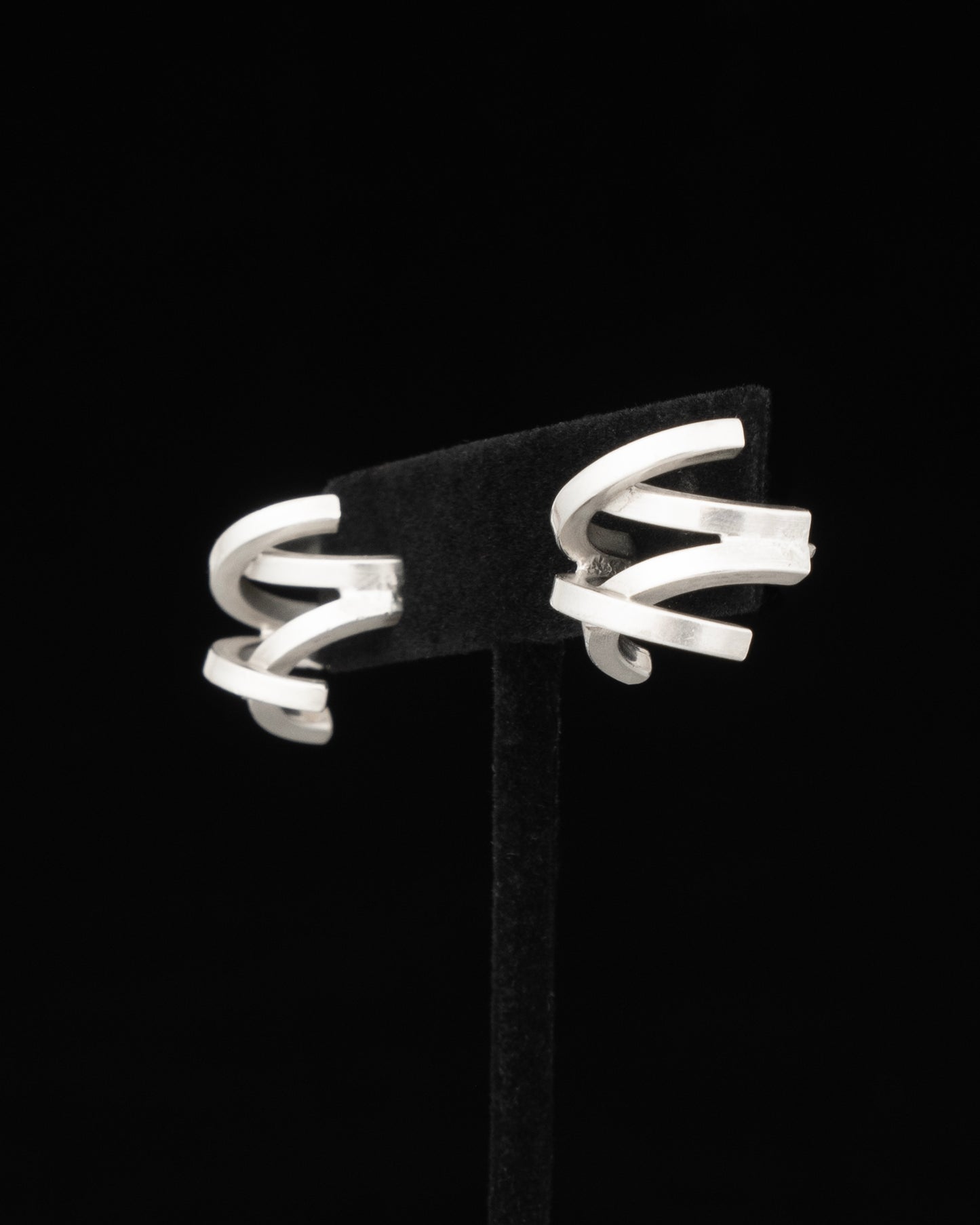 ear A2552