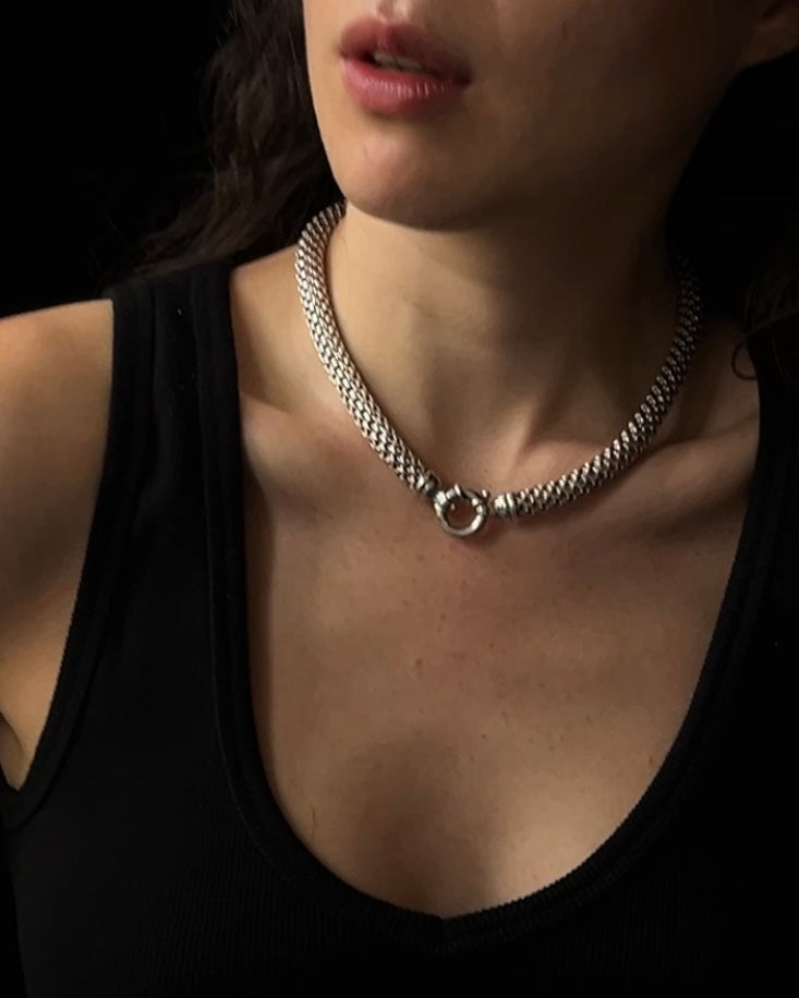 neck J2551
