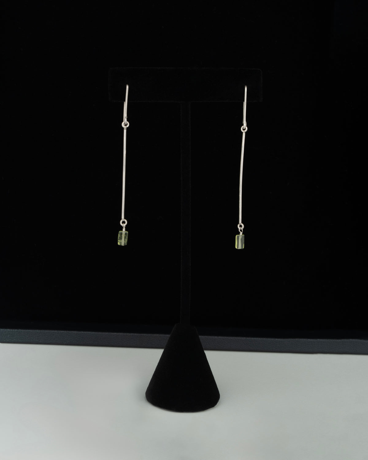 ear A2652