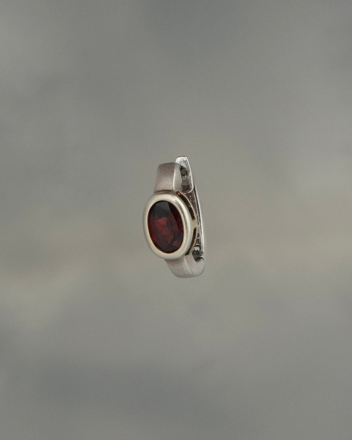 ear A2672