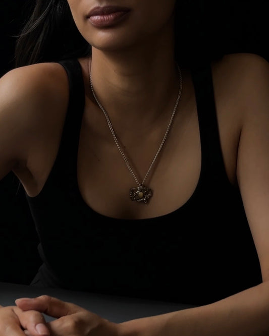 neck J26115