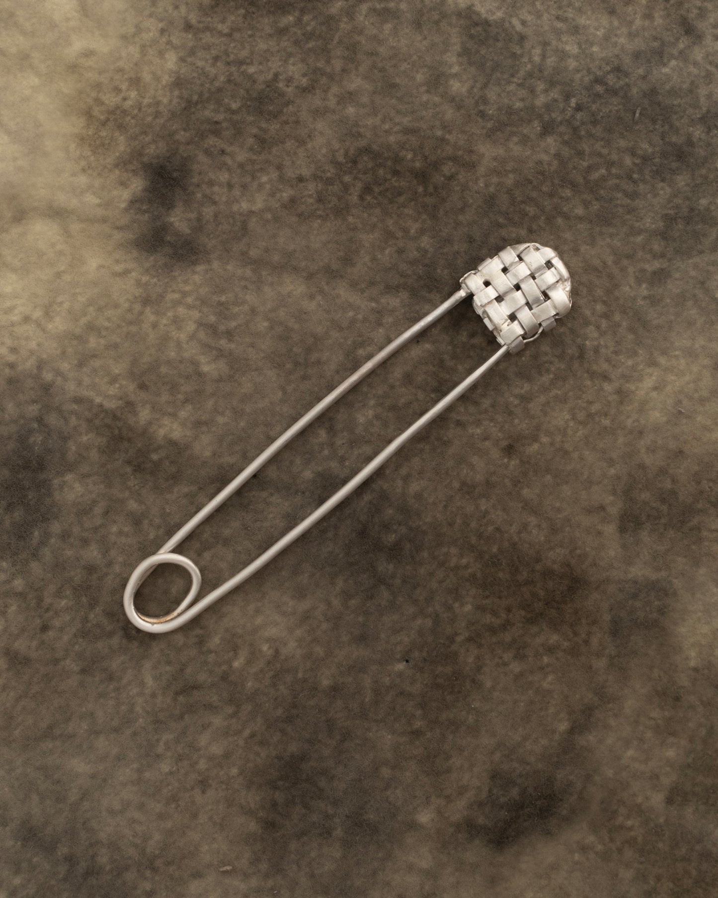 broche ZM26