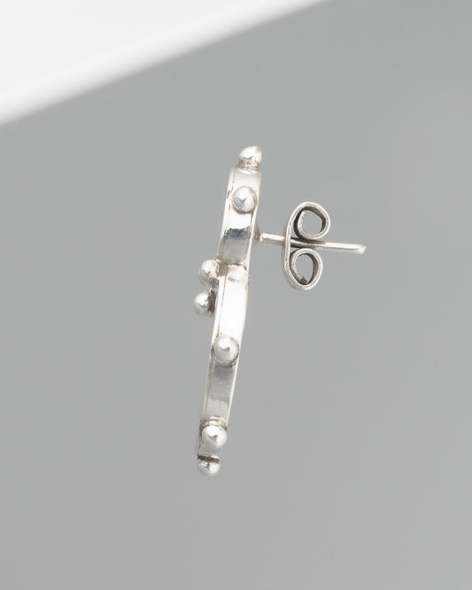 ear CS38