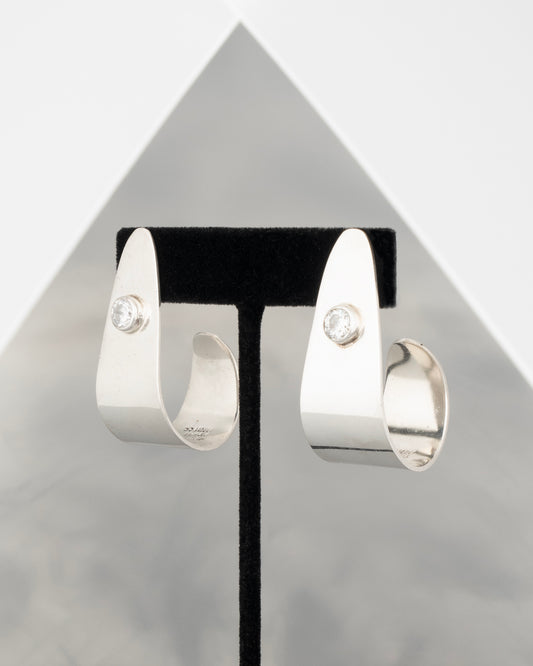ear O2526