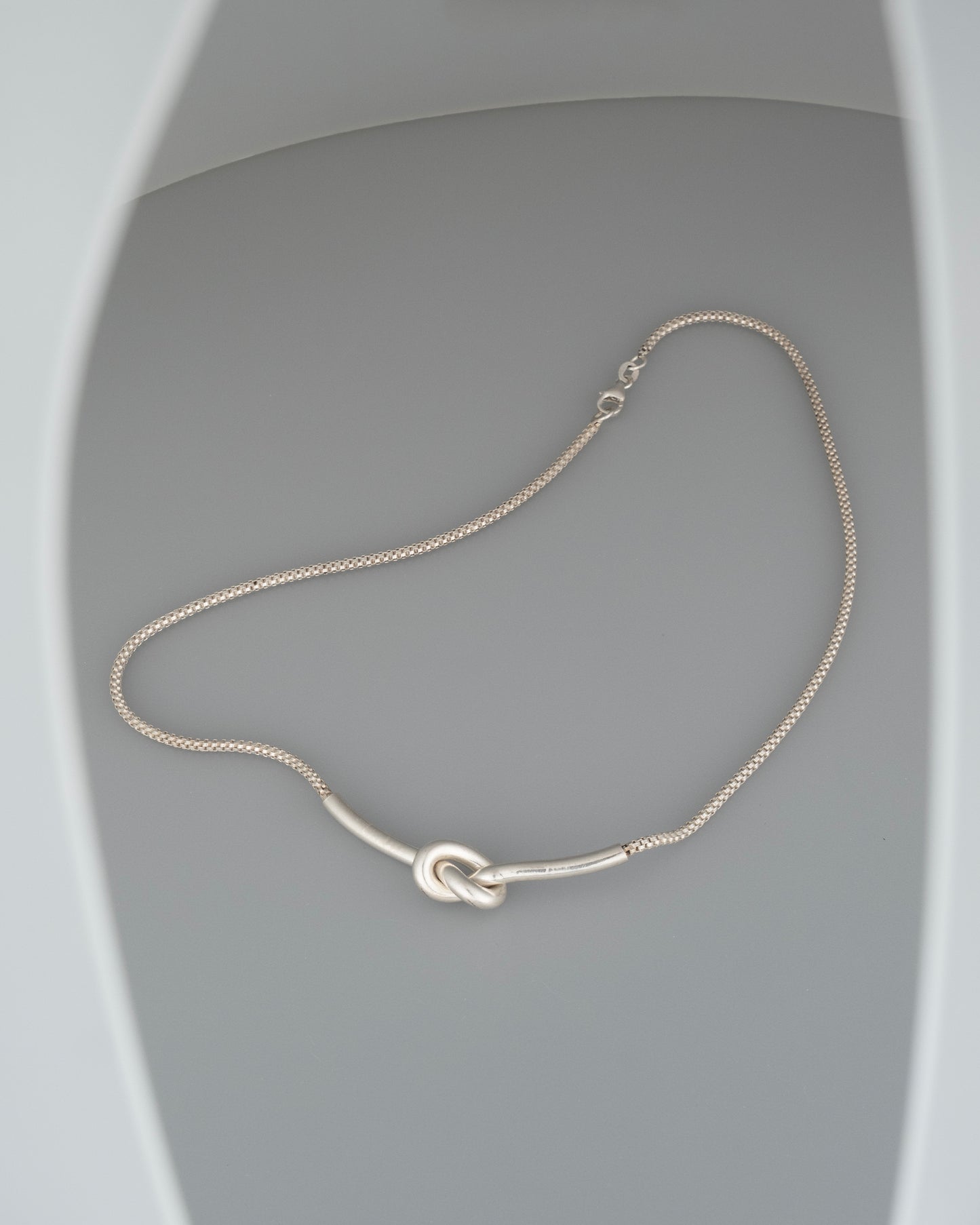 neck J2548