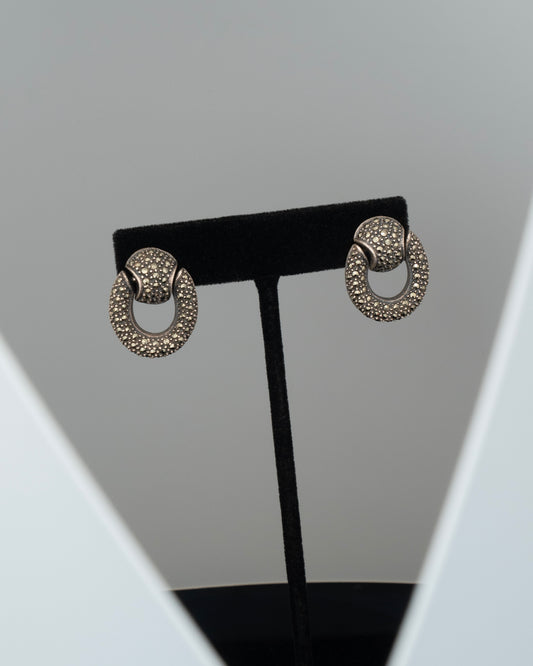 ear J2567