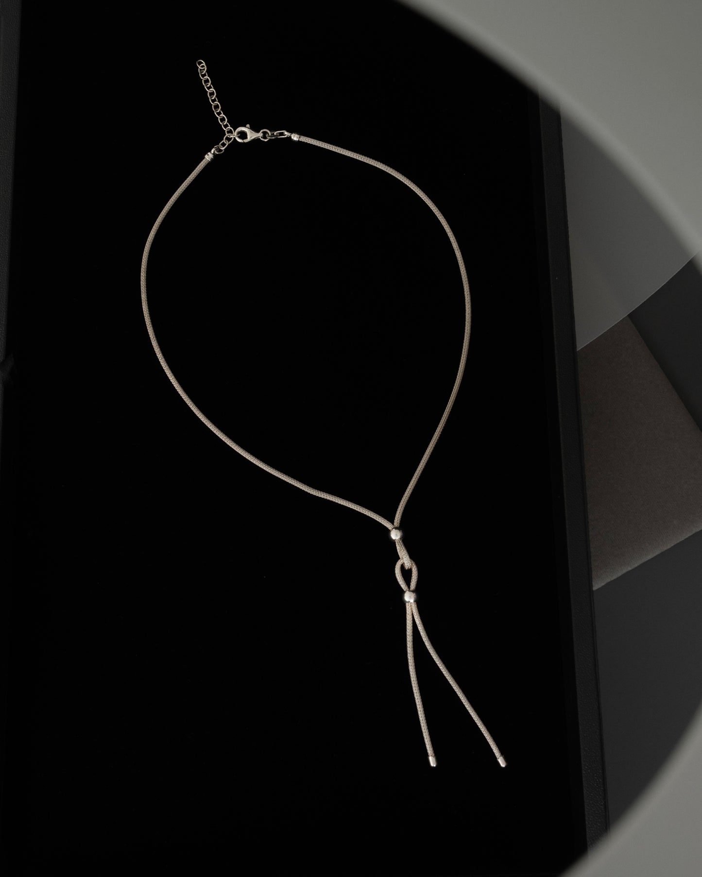 neck J2605