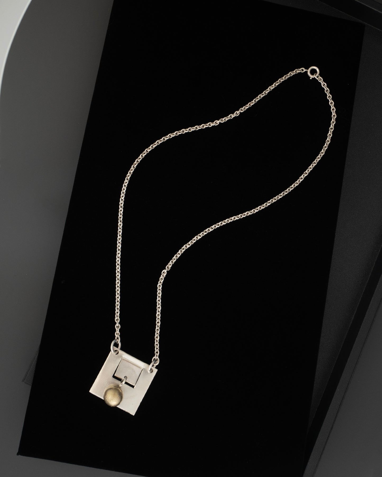 neck J2607