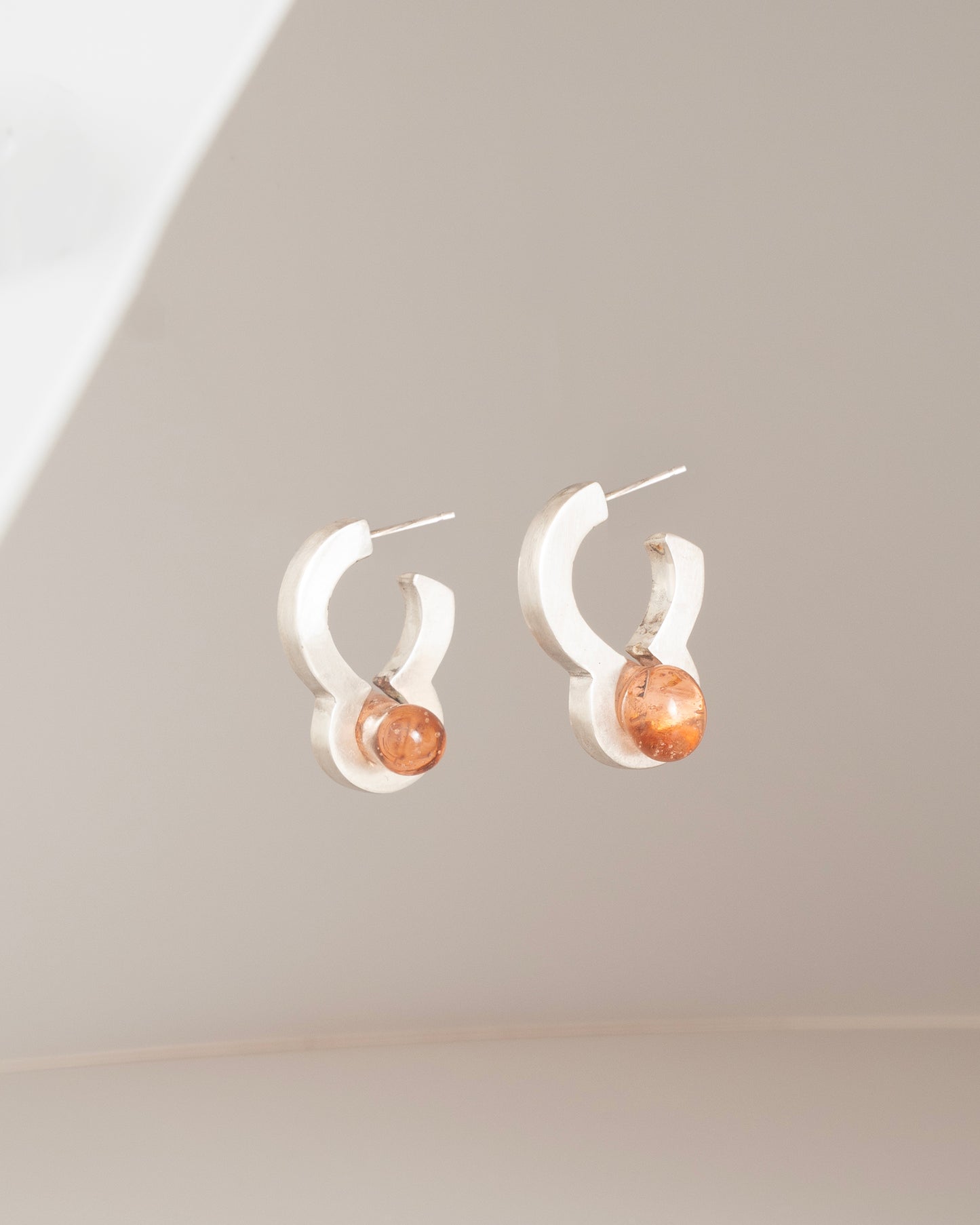 ear MLF08