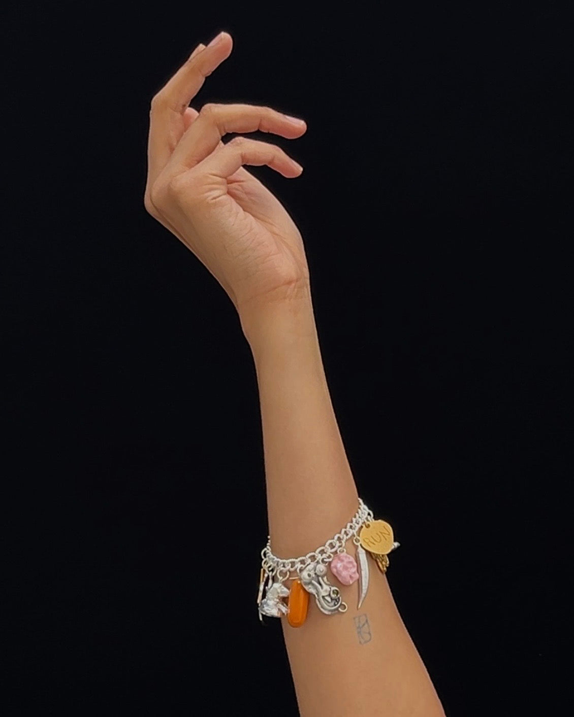 OJHD CHARM SHOW BRACELET
