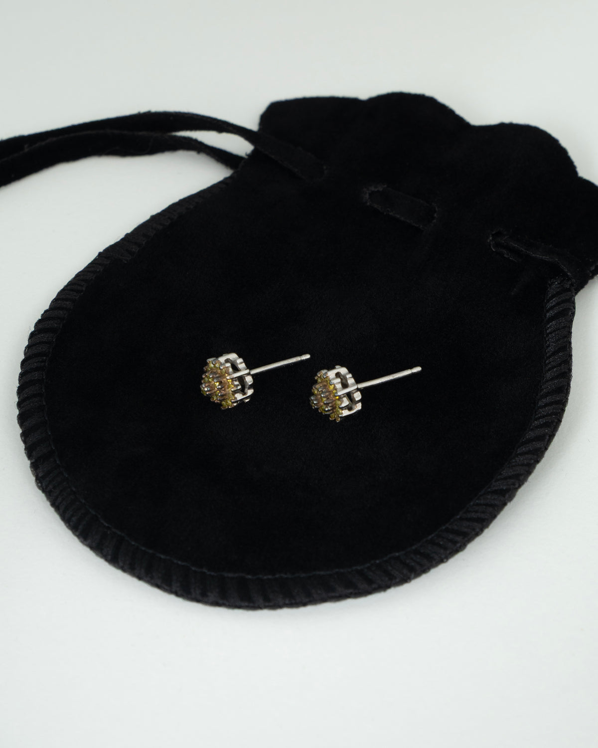 ear A2648