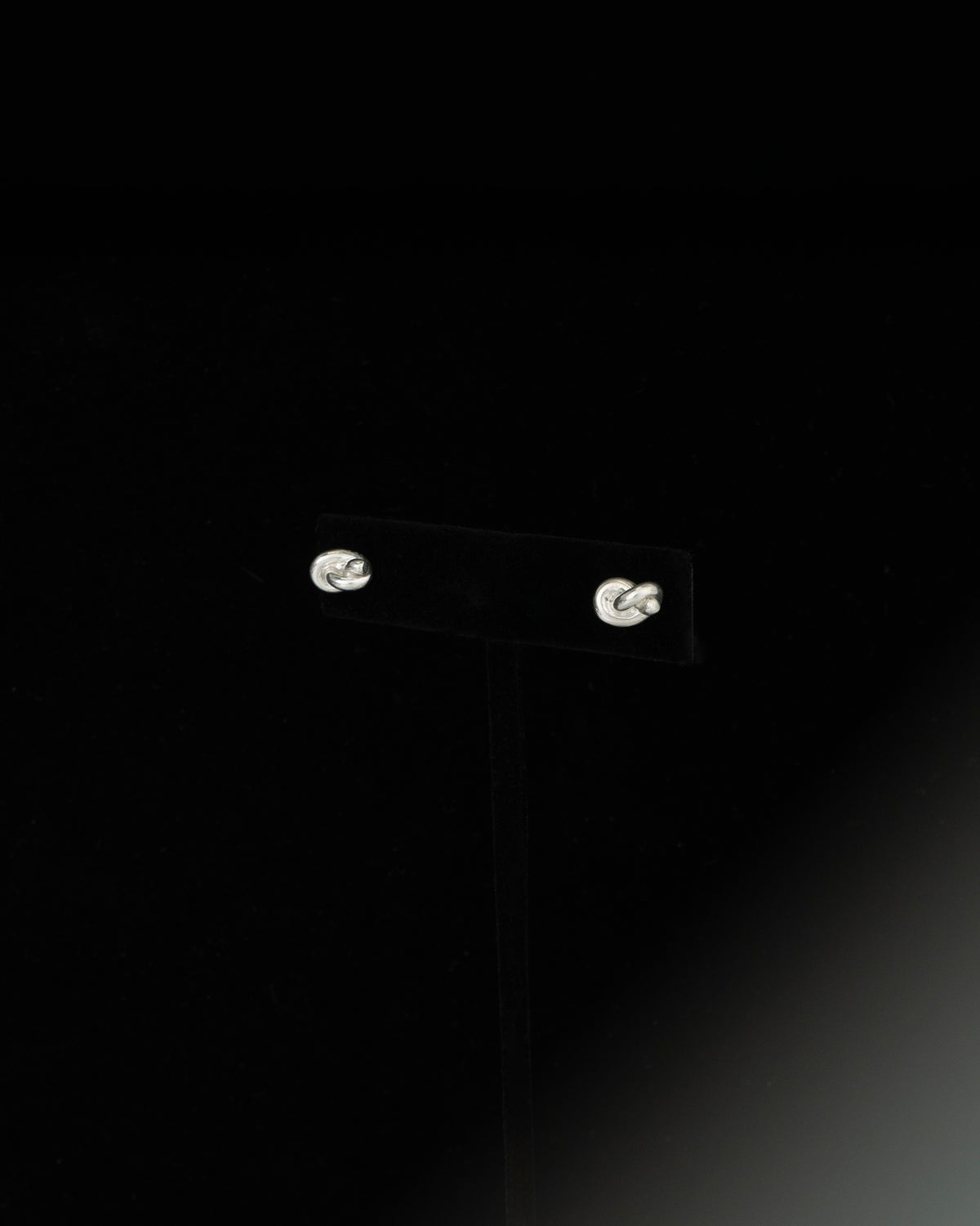 ear A2654