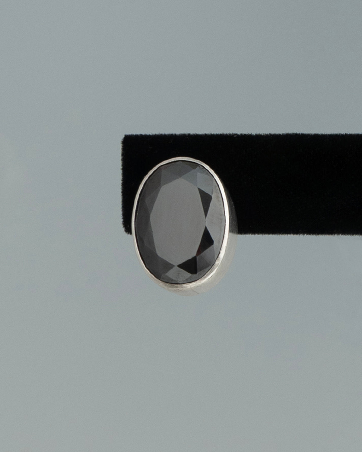 ear A2673