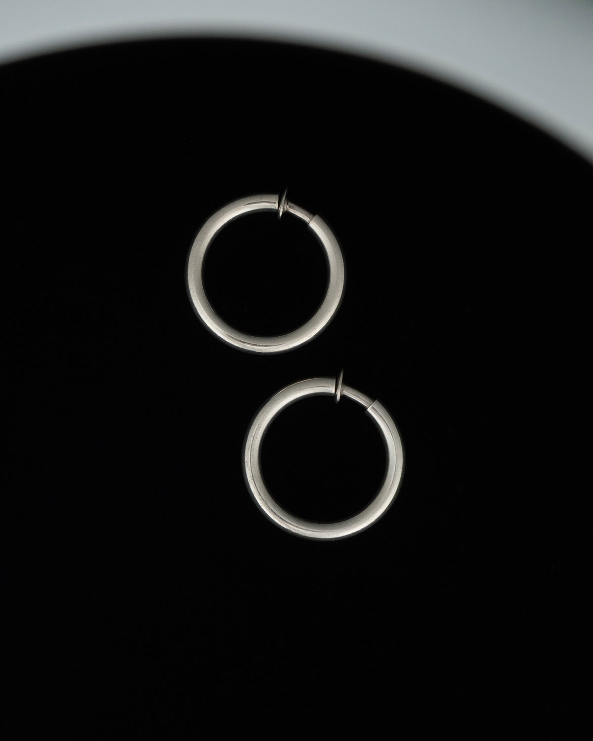 ear A2674