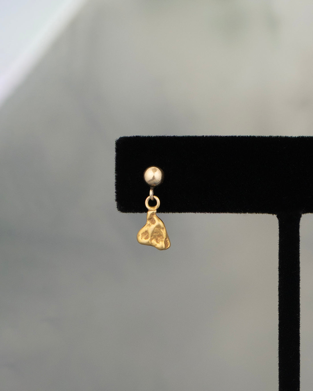 ear J26109