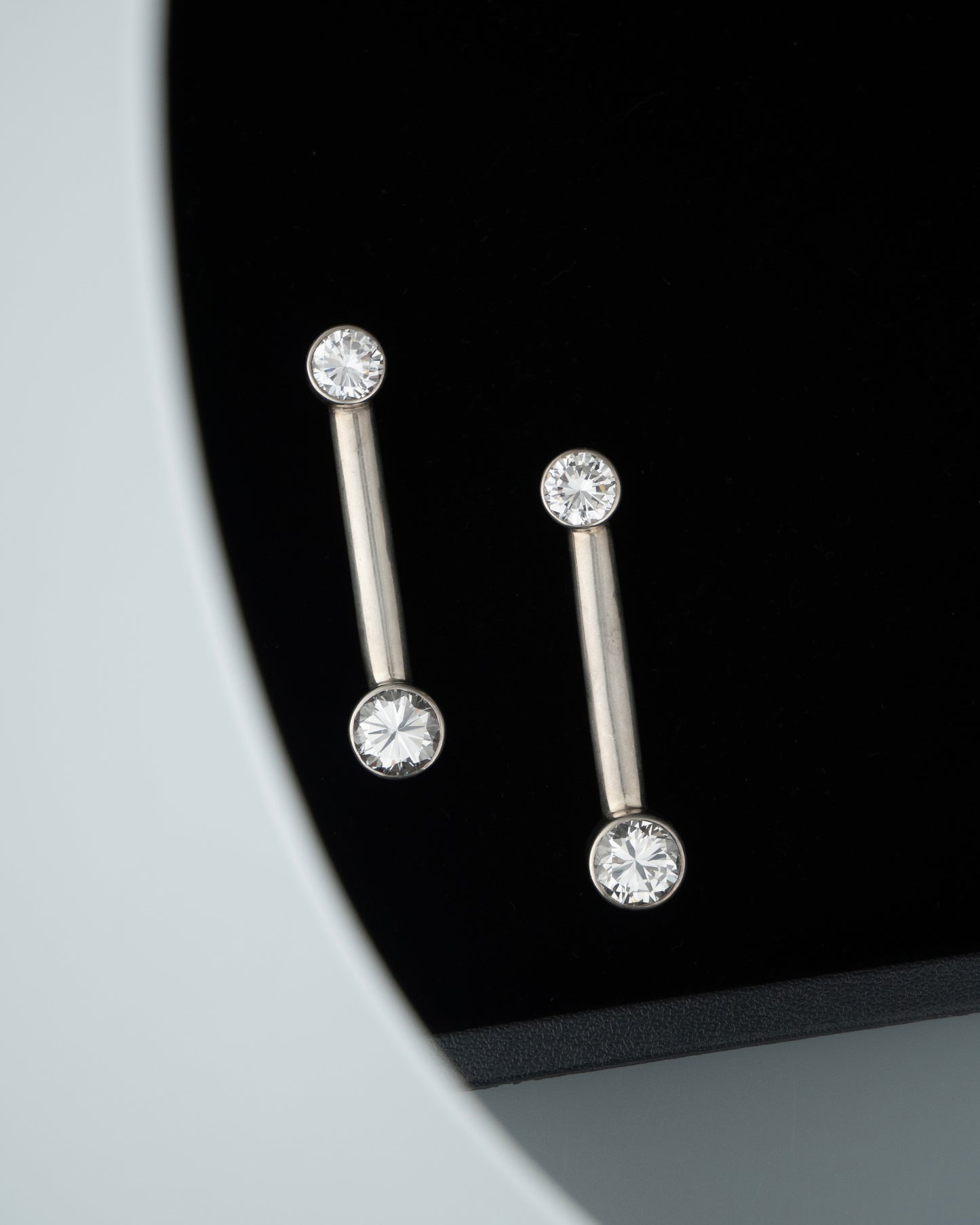 ear J26132