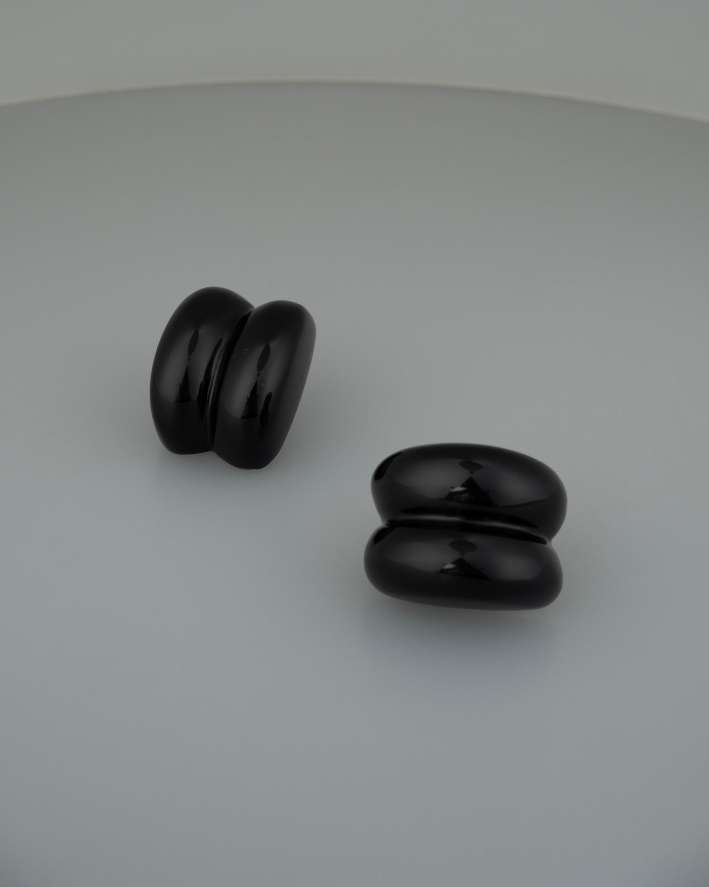 ear J26136