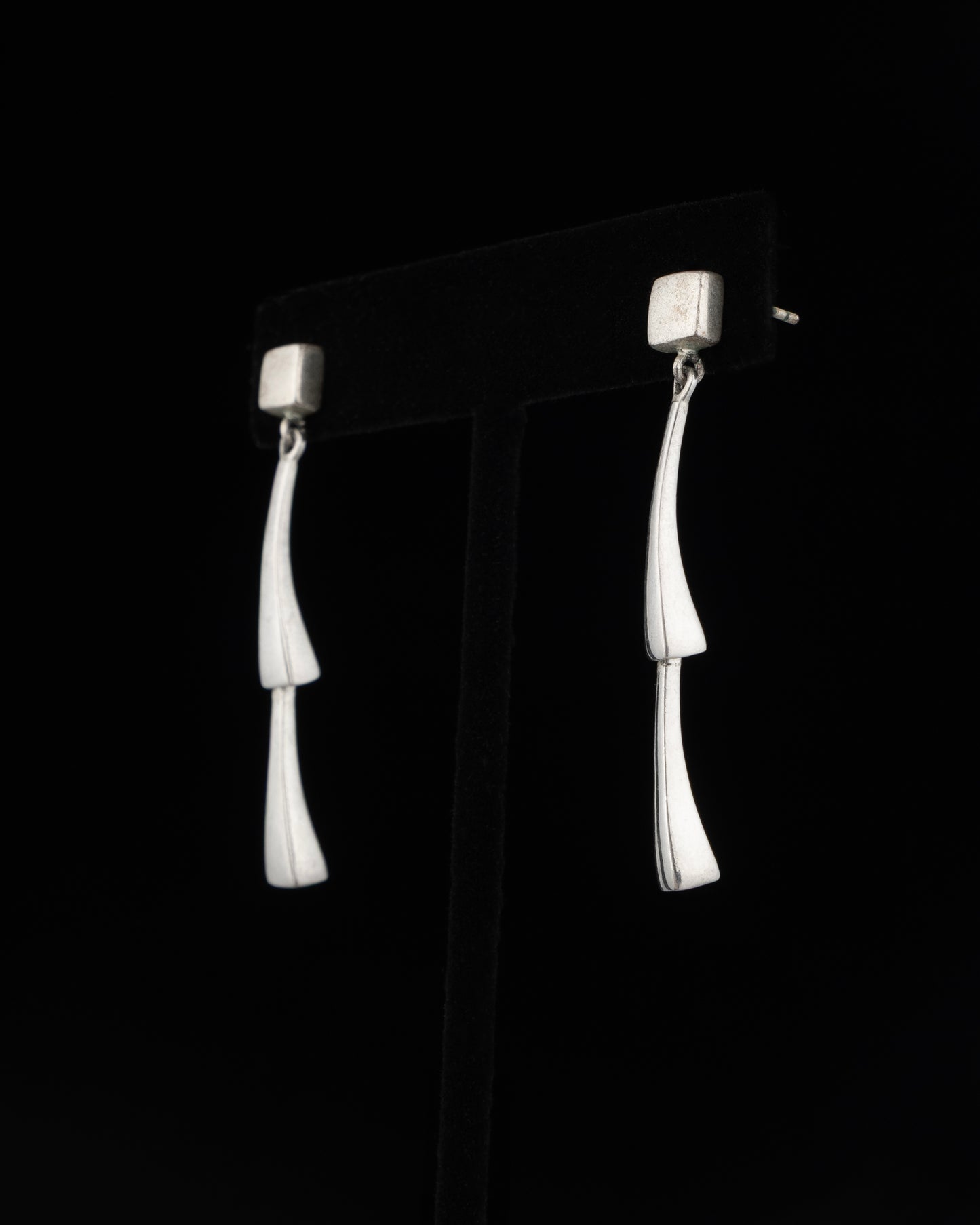 ear J26138