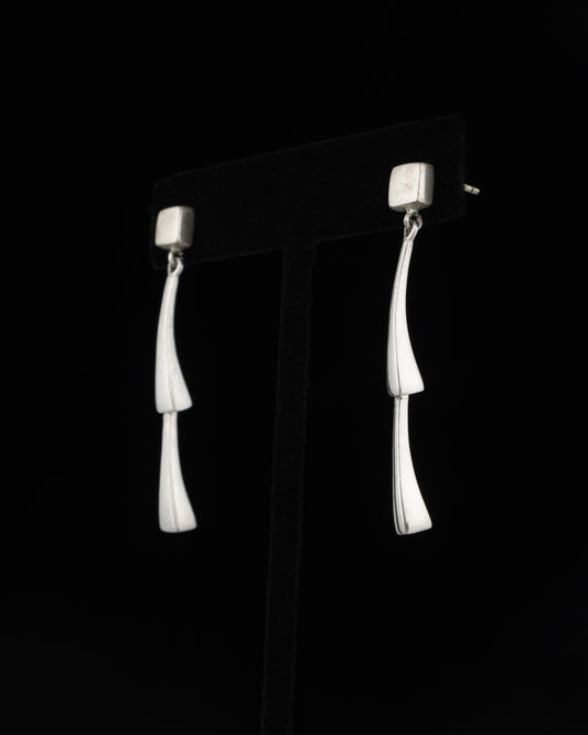 ear J26138