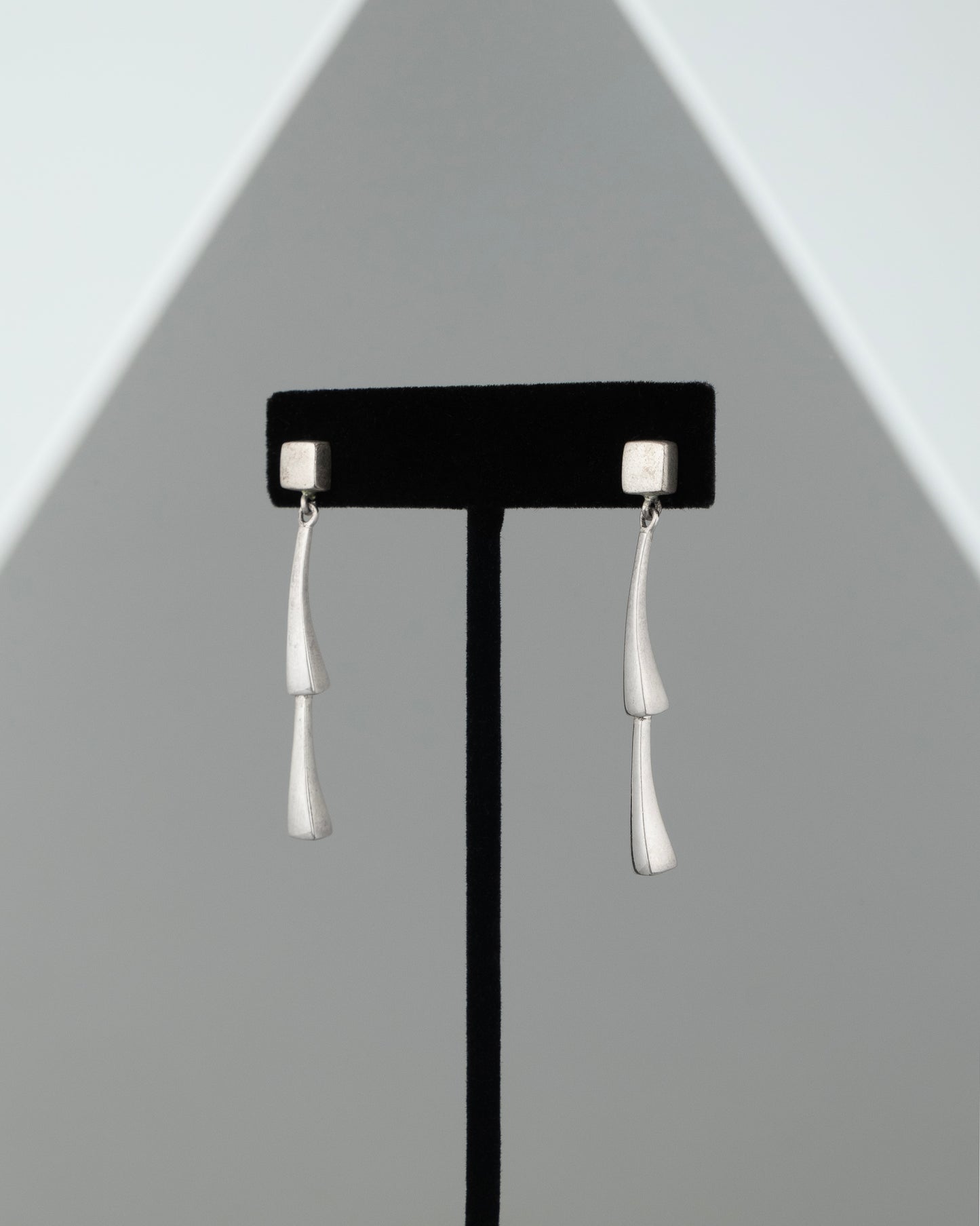 ear J26138
