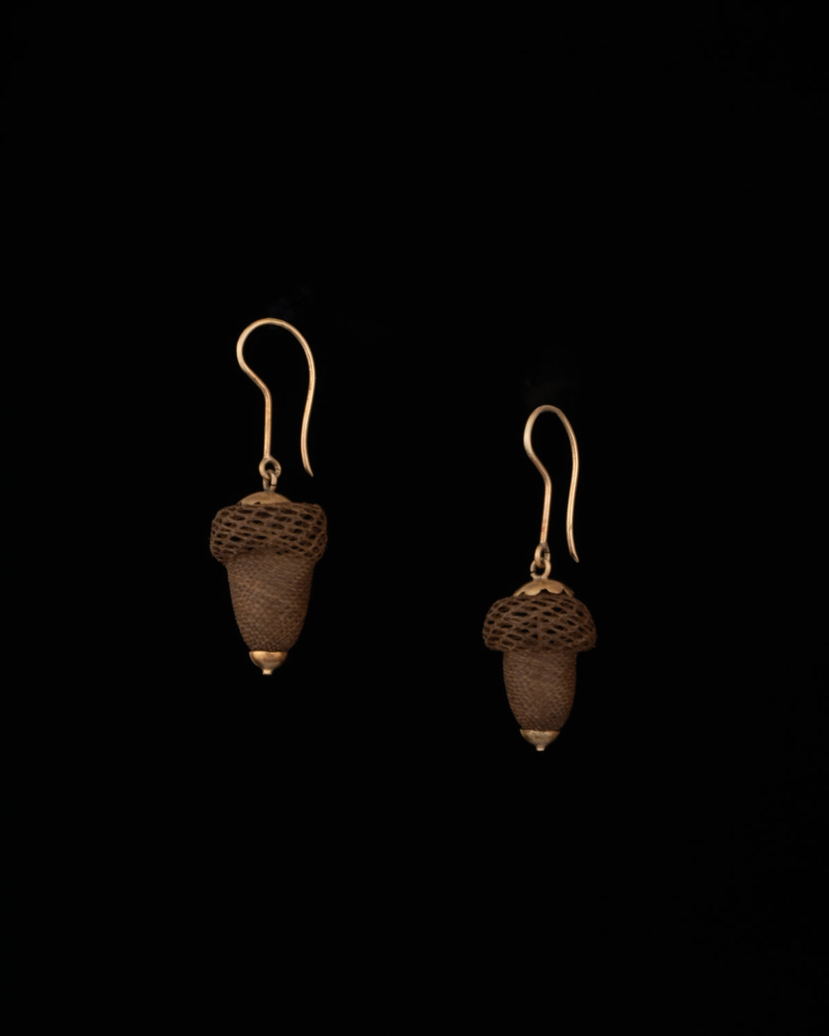 ear A2690