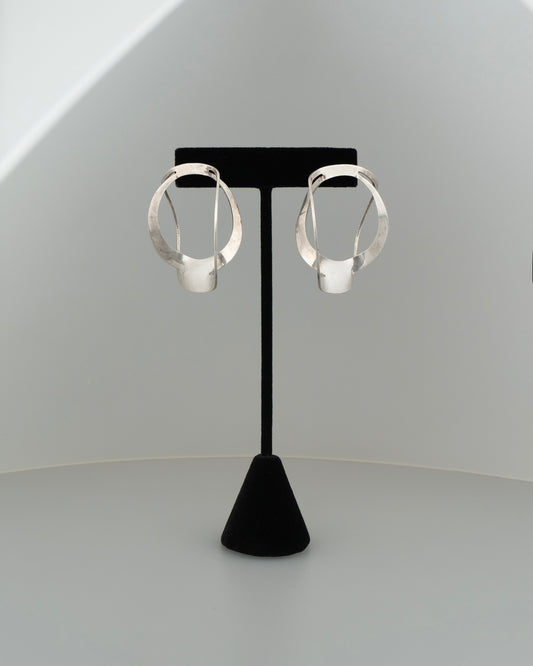 ear J2670