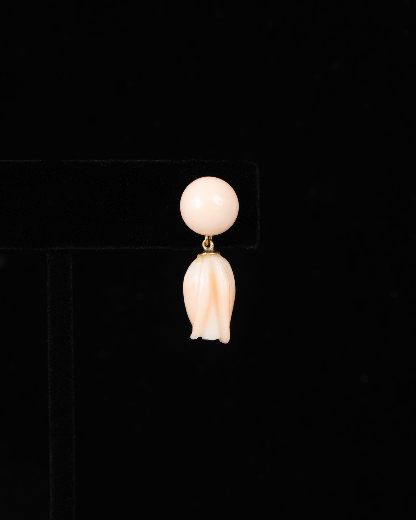 ear J2674