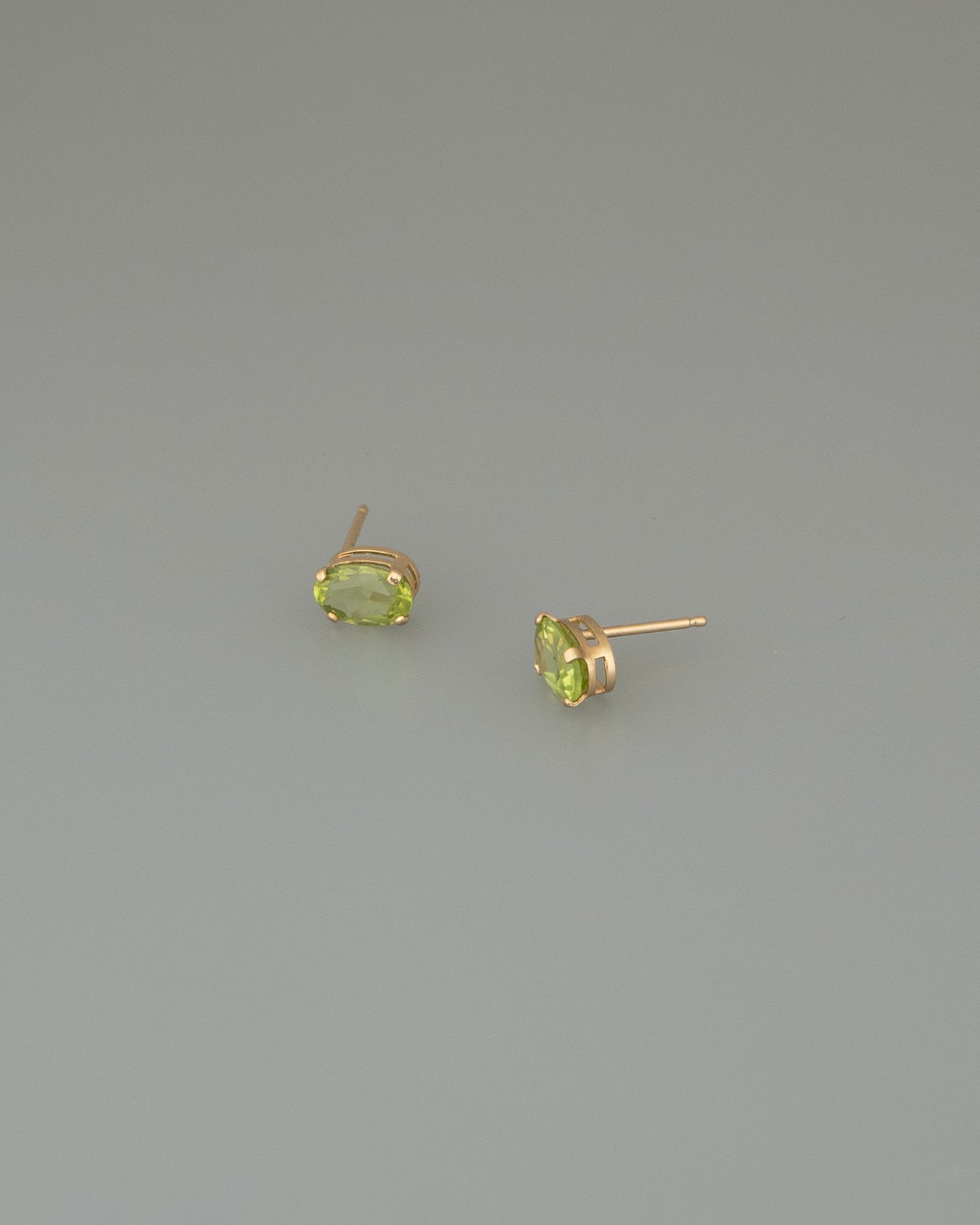 ear J2678