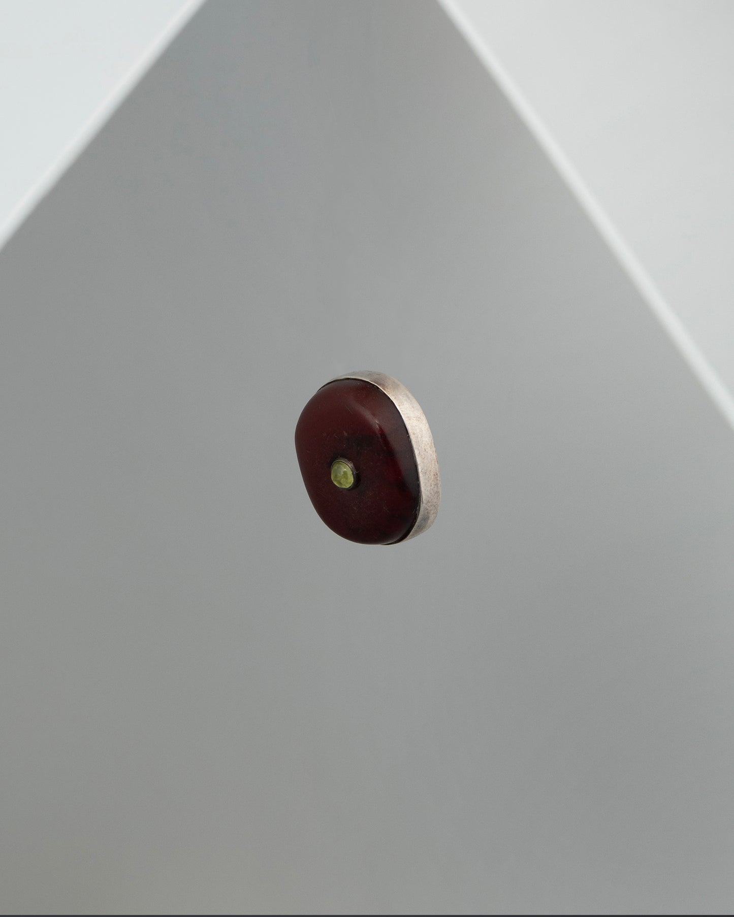 ear M2615