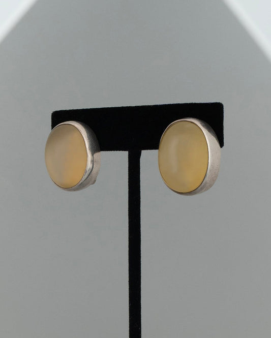 ear M2619