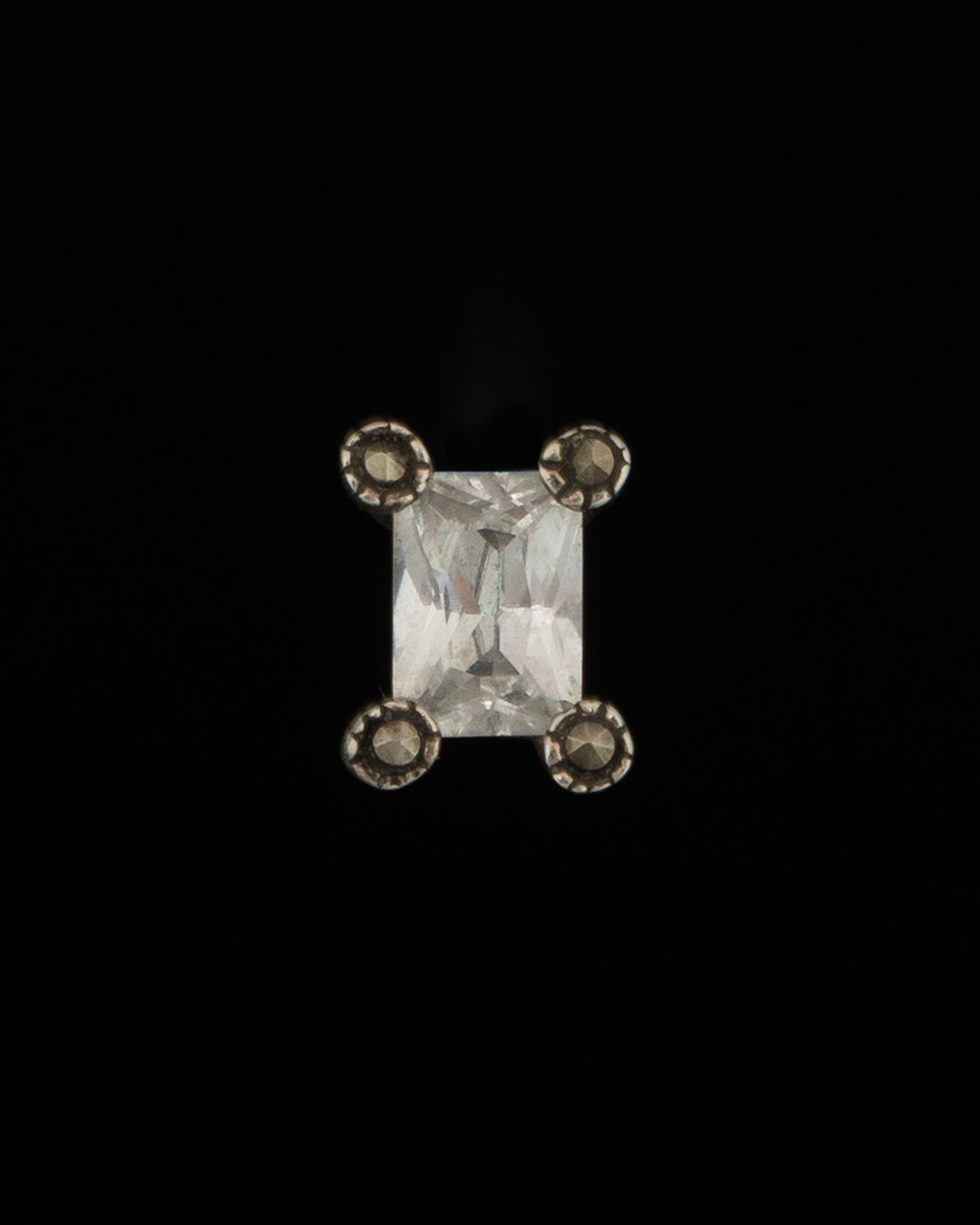 ear S2603