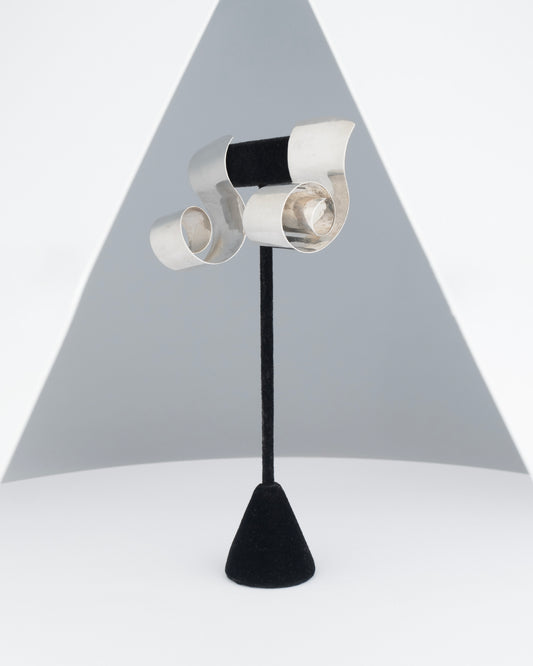 ear M2520