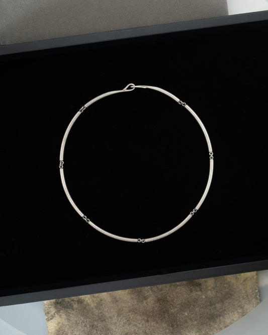 neck J26112