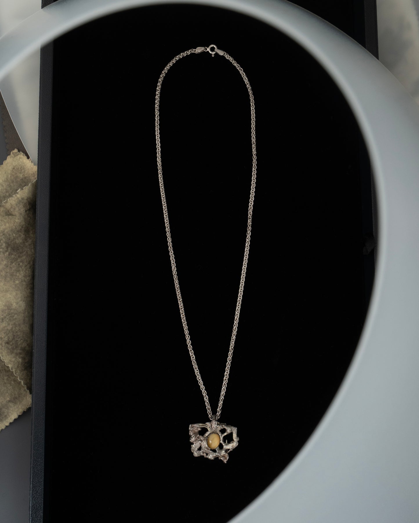 neck J26115