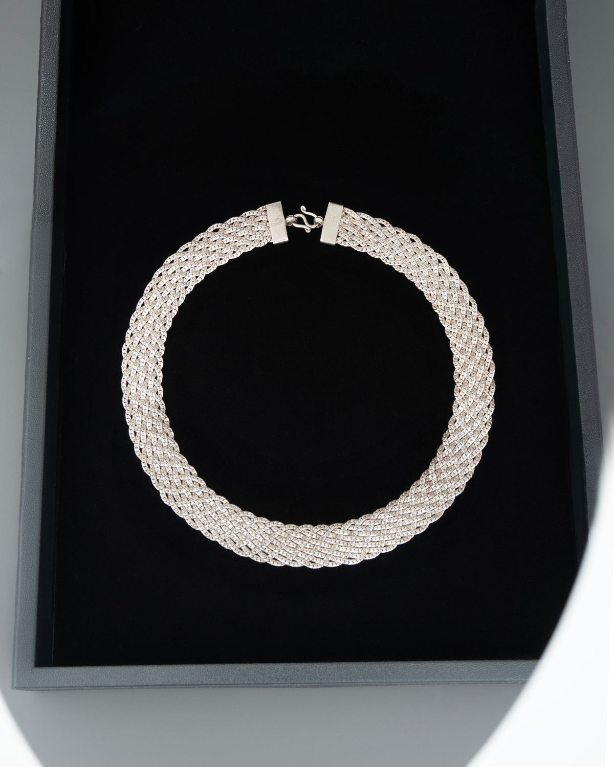neck J26146