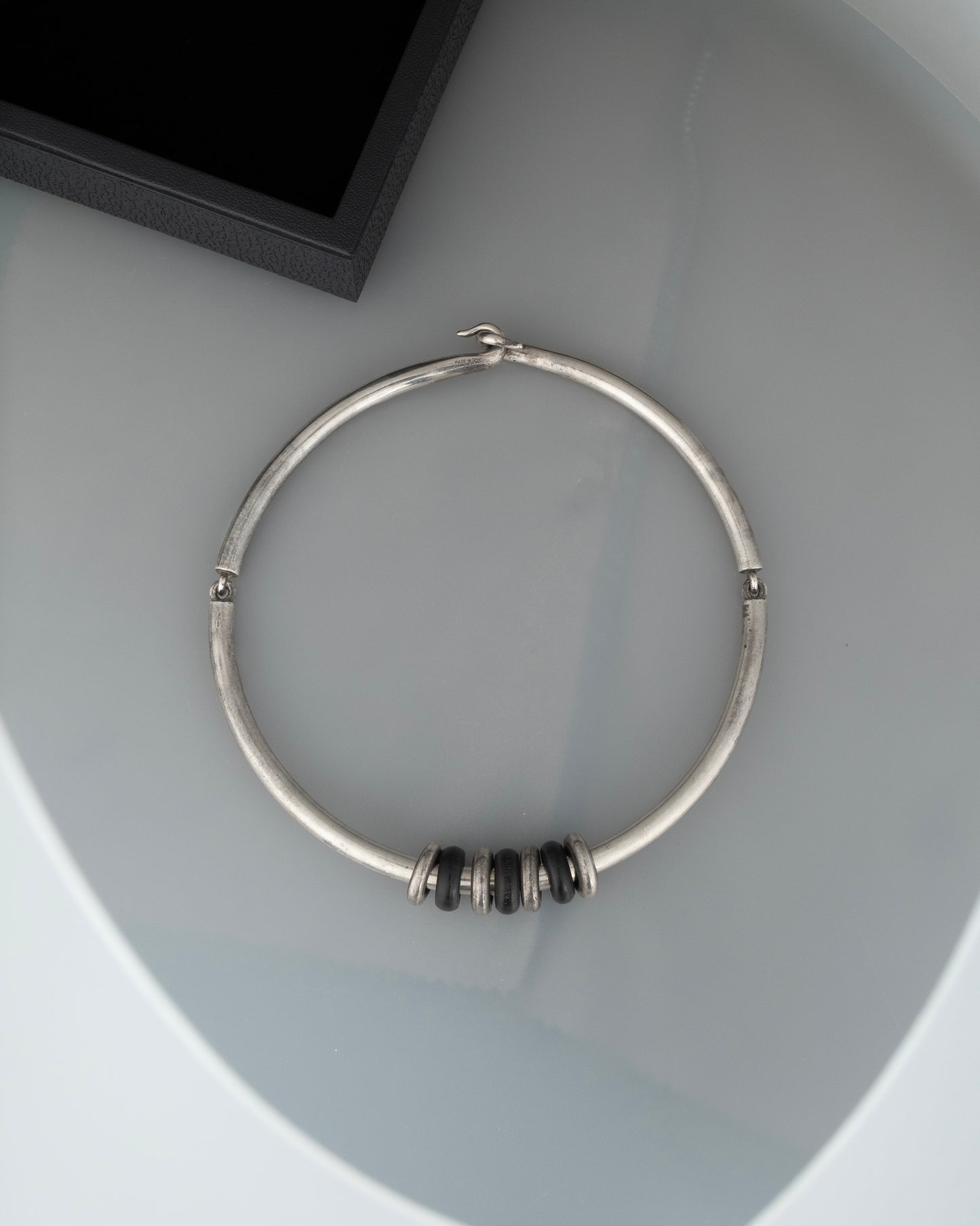 neck J26150