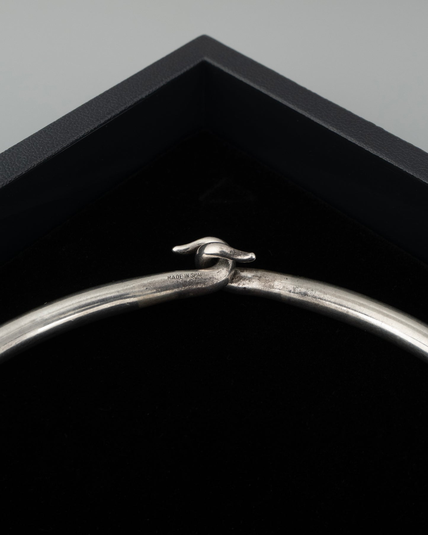 neck J26150
